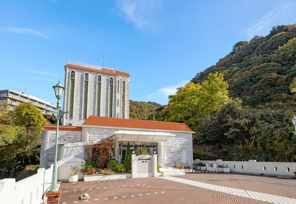 5. 더 그랜드 리조..