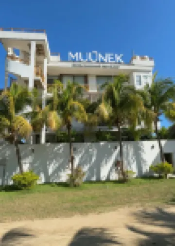 Muunek 精品藝術水療飯店 住宿飯店