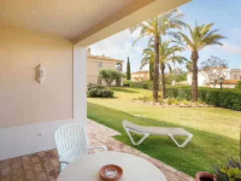 Pestana Carvoeiro Golfe - Al Hotels in Estombar