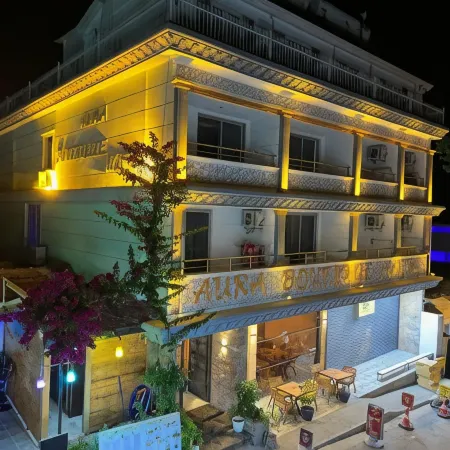 Aura Boutique Hotel Отели рядом с достопримечательностью «Кумкой»
