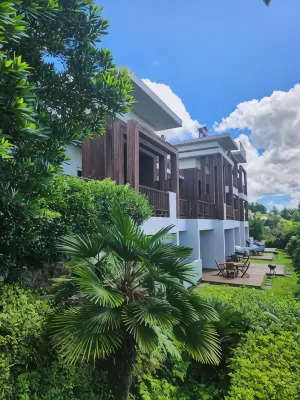 Jeju Eco Suites Hotels in Согвіпо