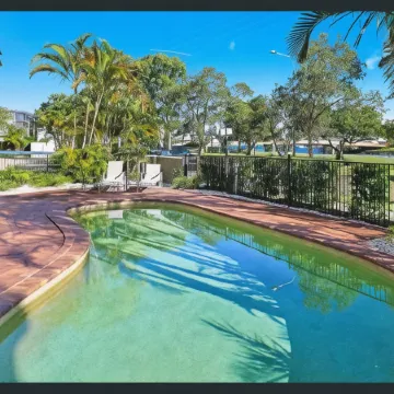 Excellsior Apartments