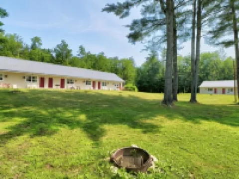 The Villager Motel Hotels in Bartlett