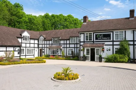 The Limes Country Lodge Hotel Отели в г. Реддич