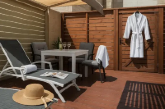 Mamilla View- Suites & Apt Hotel