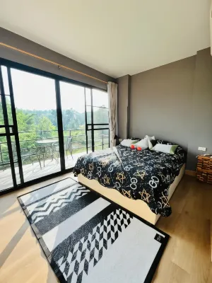 The Little Earth Farm View Hotels near Chae Son National Park