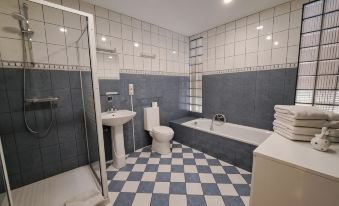Chanteloup, Maison d'Hotes - Halleux