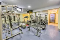 Golden Time Hotel Hotels in Брашов