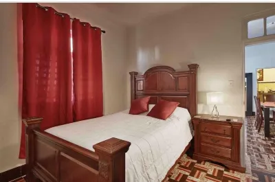 Classic, Cozy & Gorgeous Apt. close to Condado beach 5B,3B&1parking