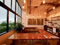 Ishigaki Guesthouse Hive - Pensions