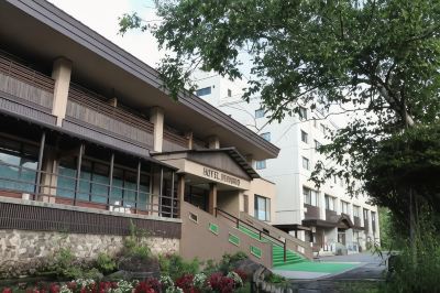 施設外観 奥利根温泉 ホテルサンバードの写真