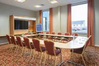 Holiday Inn Express 安特里姆 - M2，JCT.1 巴利克萊爾住宿飯店