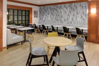 Hyatt House Boston Burlington فنادق في برلنغتون
