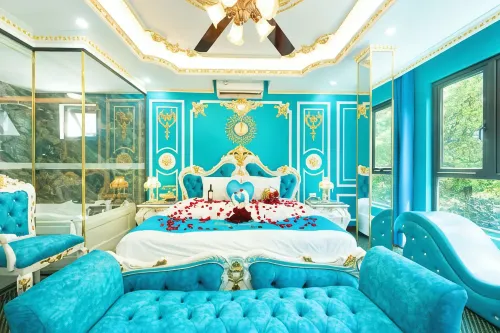 King's Hotel Linh Đàm 1