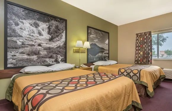 貝雷斯福德温德姆速8酒店