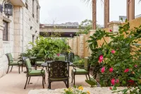 Comfort Suites Alamo Riverwalk