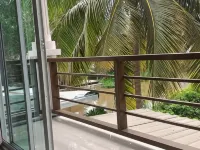 เอเปิ้ลโฮมสเตย์ APLE HOMESTAY โรงแรมในอัมพวา