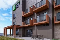 Holiday Inn Express & Suites Pocatello Hotels near Simplot Square