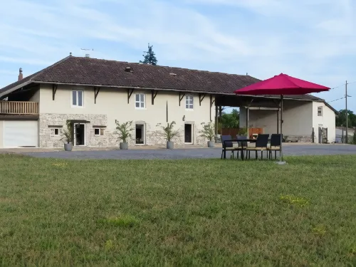 Gites Domaine de la Rochere Hotels in Montpont-en-Bresse