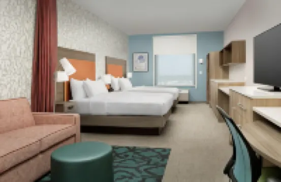Home2 Suites by Hilton Tampa Westshore Airport Hotel berhampiran Taman Cypress Point