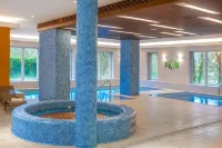 Royal Club Hotel - Pools