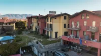Hotel Residence Montelago Hotel in zona Labirinto delle Camelie