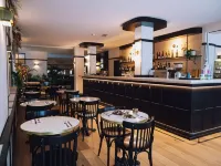 Latroupe Jardin Secret - bar