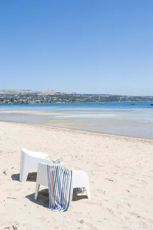 Port Lincoln Beachfront Apartments Отели в г. Порт-Линкольн
