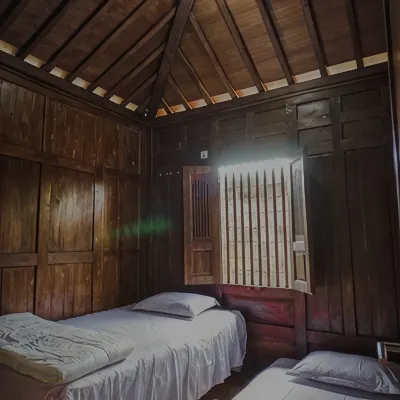 Joglo Meru Hotels near Plaosan Temple
