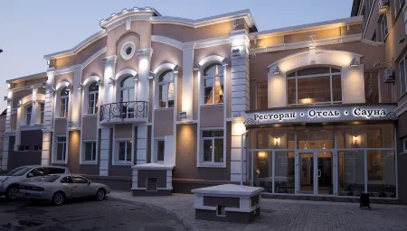 Na Naberezhnoj Mini-Hotel Отели рядом с достопримечательностью «Площадь им. В.И. Ленина»