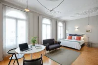 Baumhaus Serviced Living - Art & Design Apartments
