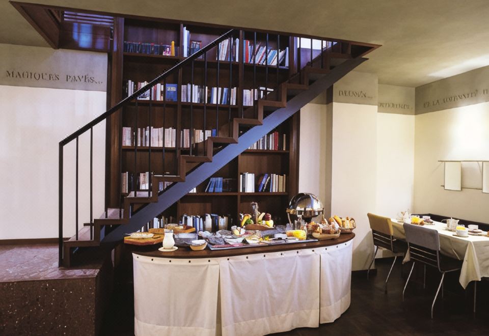 호텔 카르티에 라탕 객실 내부