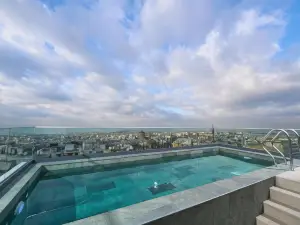 SIGMA Suites Hotel = ซิกมา สวีท โฮเทล