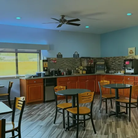 Days Inn by Wyndham Mankato