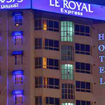 Le Royal Express Salmiya Hotel Hotel Exterior