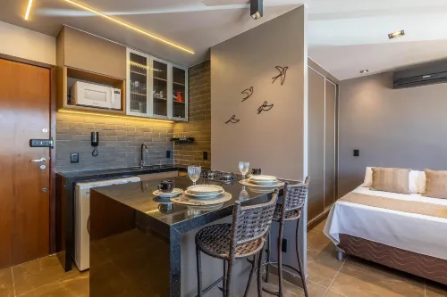 Studio w/ Self Check-in in Brasília | Ced0107 - Condos