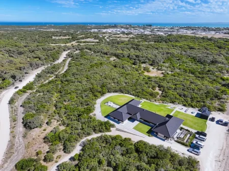 Stony Rise Lodge Отели рядом с достопримечательностью «Robe Obelisk»