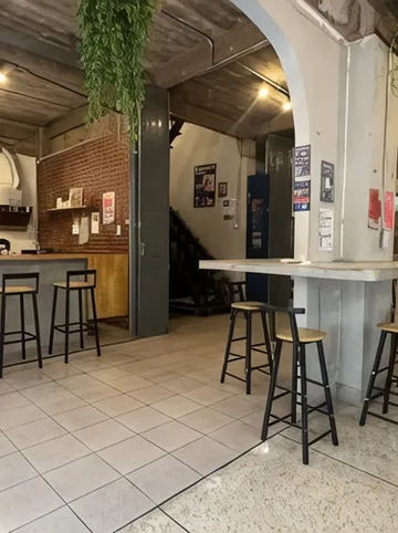 รูปภาพของเอเรีย81 ไฮด์เอาท์ โฮสเทล ข้าวสาร