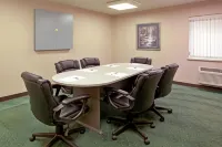 Norwood Inn & Suites Indianapolis