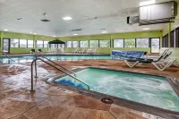 Quality Inn & Suites Escanaba North