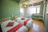 Yulong Business Hotel