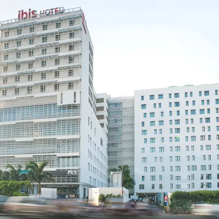 Ibis Chennai City Centre Отели рядом с достопримечательностью «Пляж Марина-Бич»