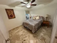 Perfect getaway at this beautifully 3-bedroom, 2-bathroom home in Palm Bay, FL. - พร้อมWifi