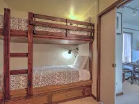 Copper Center Village. Newly renovated. Gas Fireplace. FREE Underground Parking. Hotels in Copper Mountain