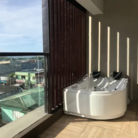 Treasure Island Hotel with Mini Water Adventure Отели в г. Масбэйт