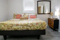 Charming 3-bedroom, 2 bathroom house with WiFi, AC in wonderful Goldsboro.