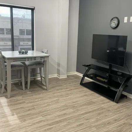 Luxury 1 bedroom loft centrally located to it all!