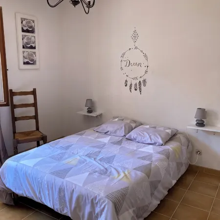 Cosy apartment, 10 minutes' walk from Propriano center and beach