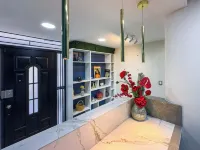 Spacious 5-bedroom house with AC, WiFi near to the beach - 4-Star
