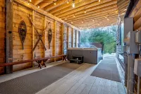 15 Guest Chalet with Sauna and Hot Tub - Bunk Room - 4 minutes to Sunday River